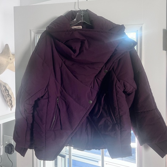 Free People We the Free Kalida Puffer Coat Jacket in Purple- Oversized - Picture 3 of 5